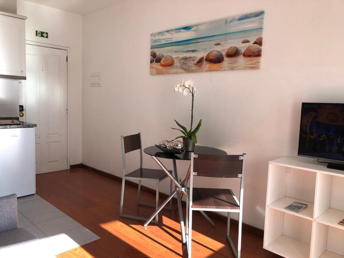 Beach Studio Apartment ฟุงชาล ภายนอก รูปภาพ